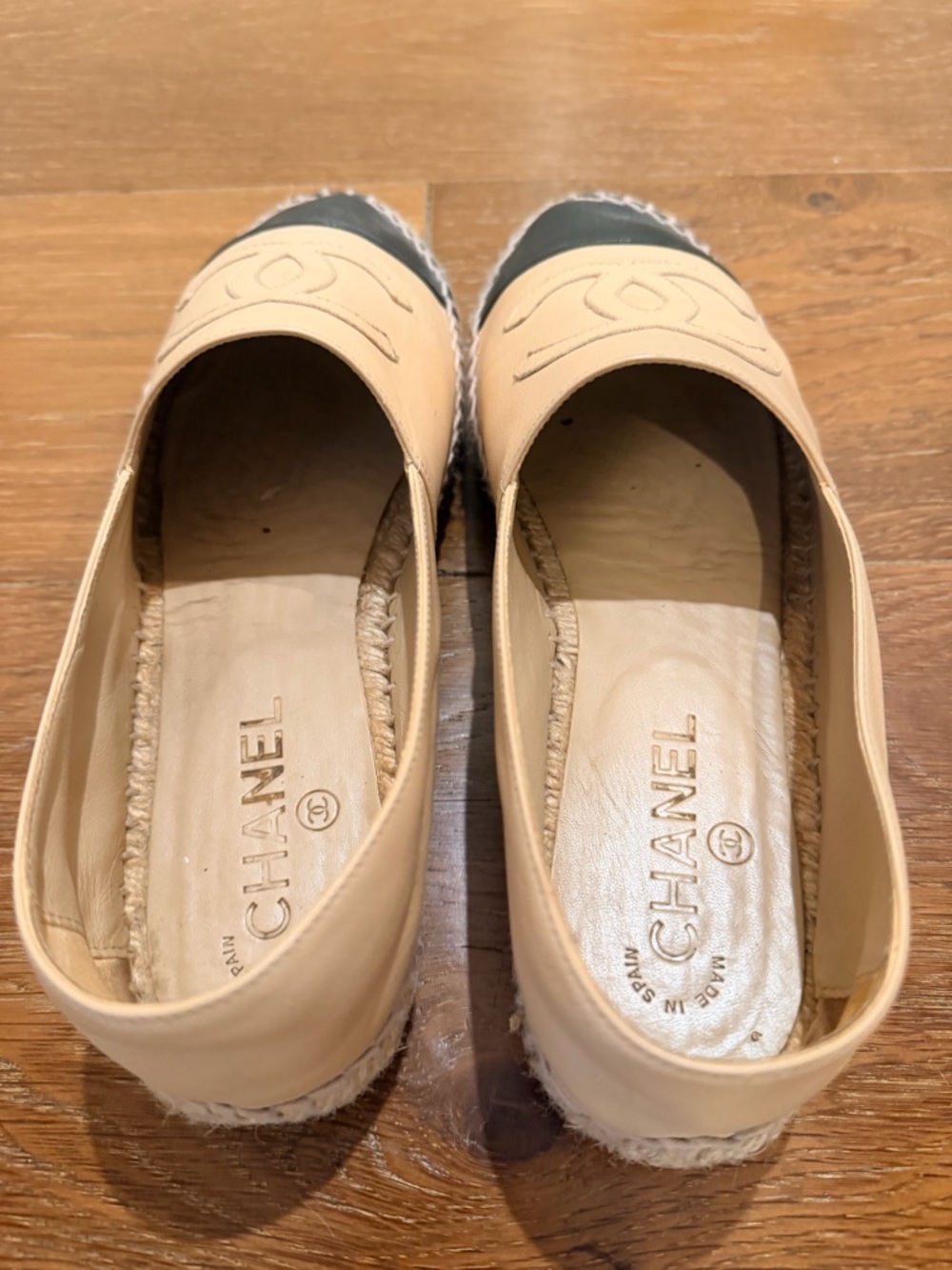CHANEL Beige and Black Espadrilles - Picture 4 of 5